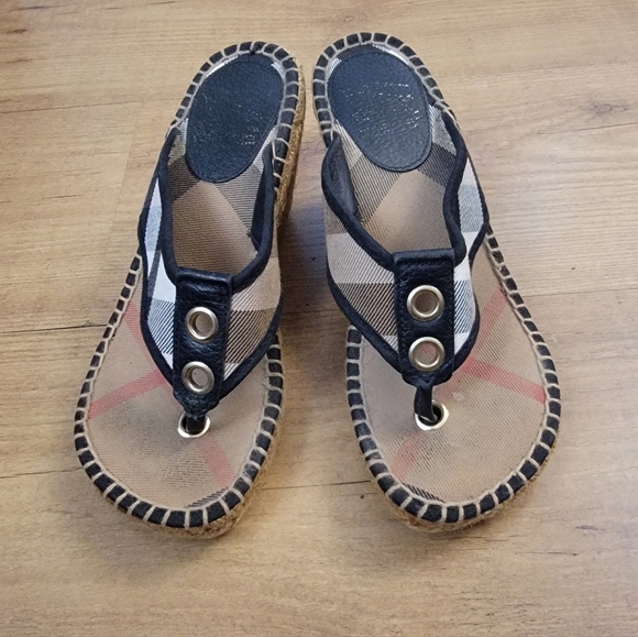 BURBERRY Nova Check Canvas Espadrille - Picture 8 of 11